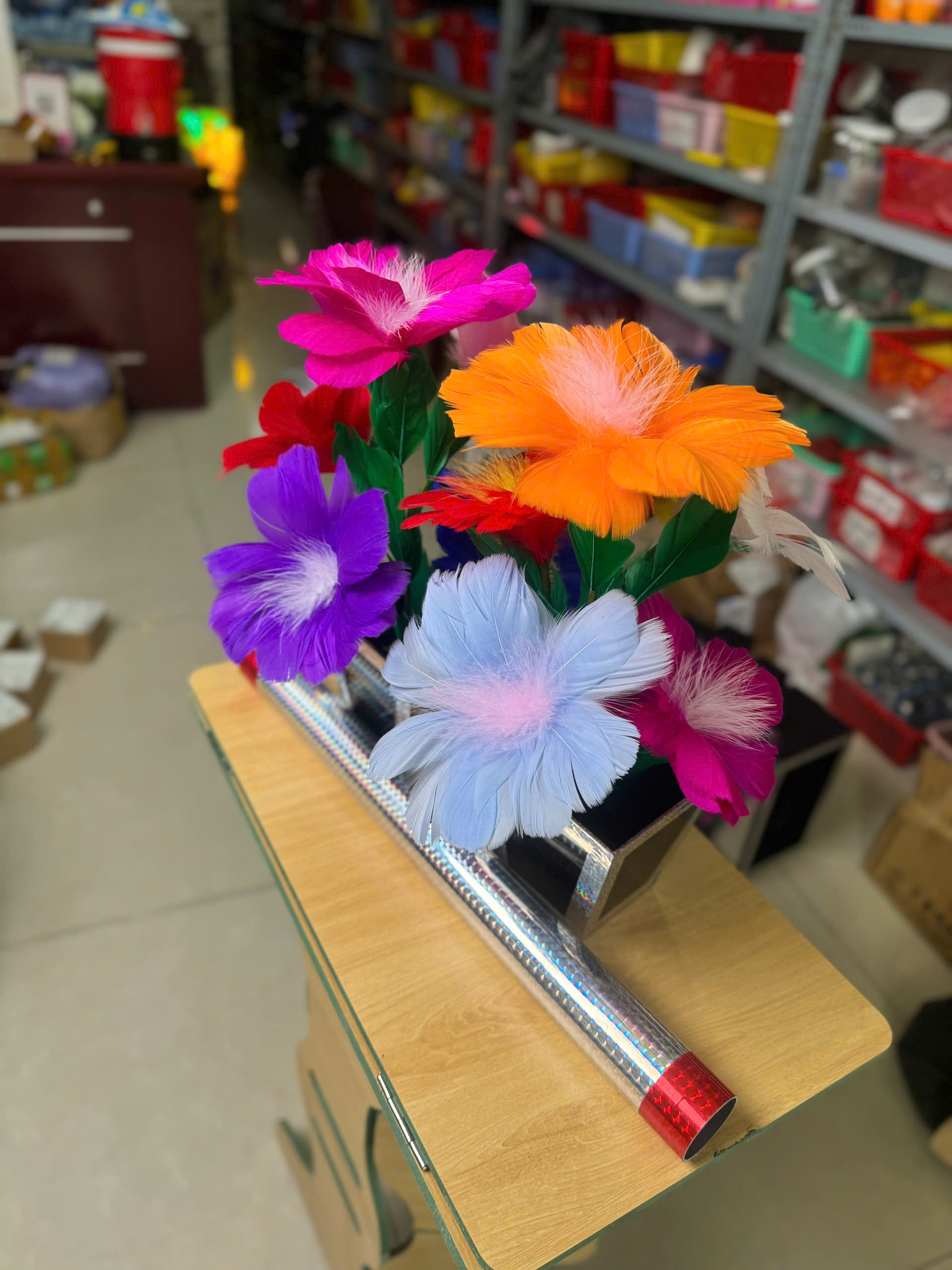 Flower Pot Split in Two, 10 Flowers - ảnh 2
